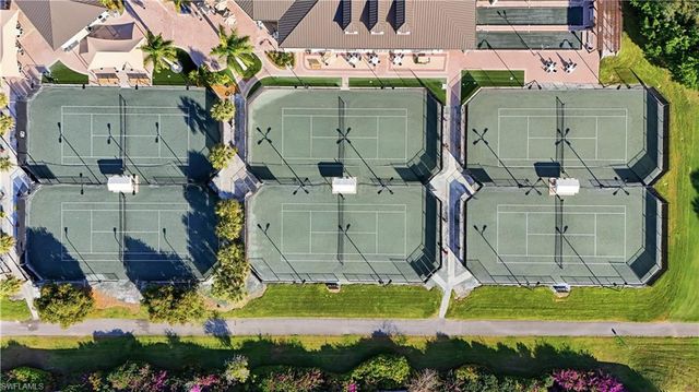 1600 Clermont Dr Unit 302, Naples, FL 34109