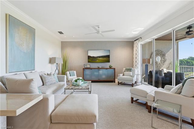 1600 Clermont Dr Unit 302, Naples, FL 34109