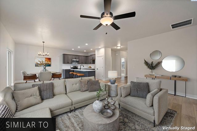 7243 W 29th Place, Kennewick, WA 99338