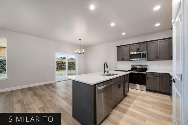 7243 W 29th Place, Kennewick, WA 99338