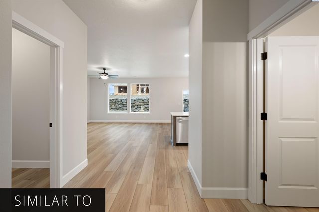 7243 W 29th Place, Kennewick, WA 99338