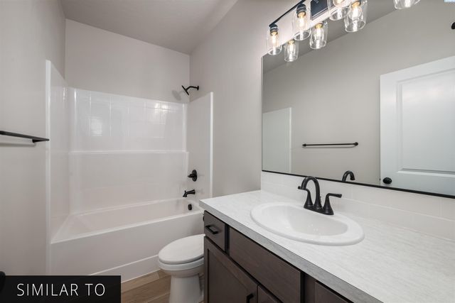 7243 W 29th Place, Kennewick, WA 99338