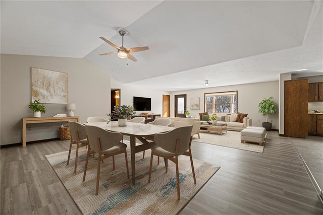 111 Holsing Ln, Frazer, PA 15084