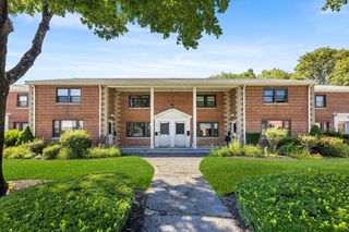 208 Church St 208, Waltham, MA 02452