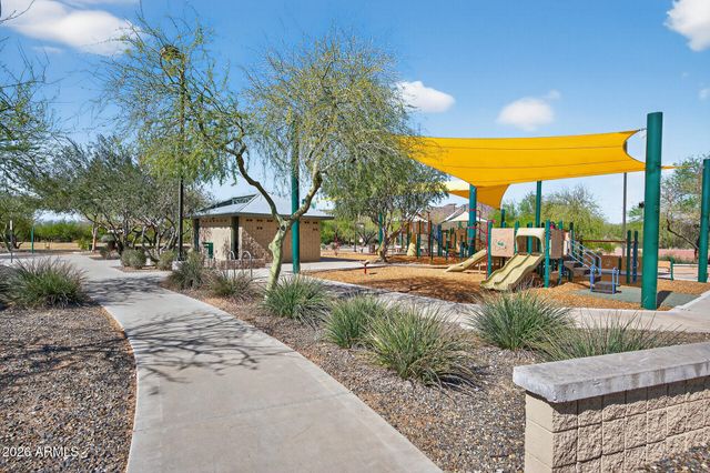 7135 W DESERT MIRAGE Drive, Peoria, AZ 85383