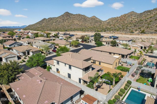 7135 W DESERT MIRAGE Drive, Peoria, AZ 85383