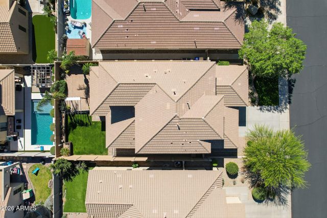 7135 W DESERT MIRAGE Drive, Peoria, AZ 85383