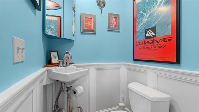 75 Garfield Street, Newport, RI 02840