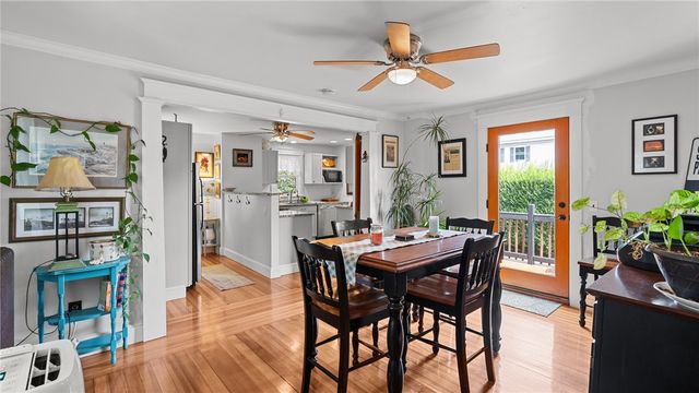 75 Garfield Street, Newport, RI 02840