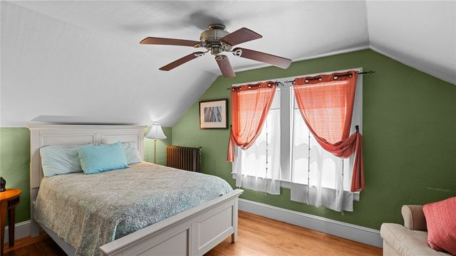 75 Garfield Street, Newport, RI 02840