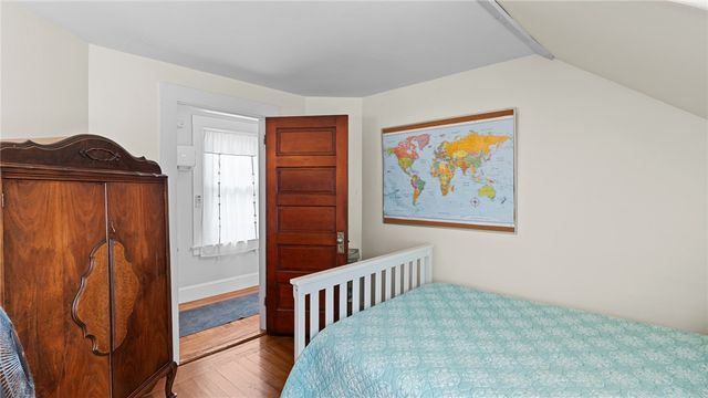 75 Garfield Street, Newport, RI 02840