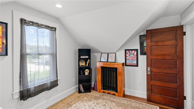 75 Garfield Street, Newport, RI 02840