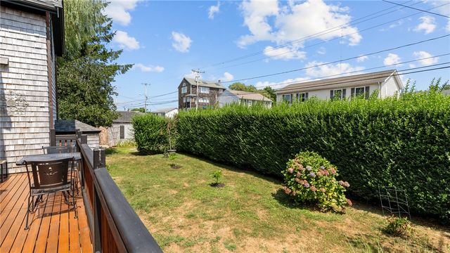 75 Garfield Street, Newport, RI 02840