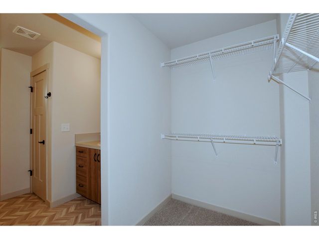 533 S 10th St, Berthoud, CO 80513