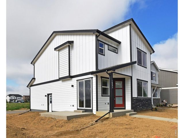 533 S 10th St, Berthoud, CO 80513