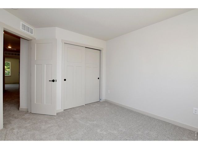 533 S 10th St, Berthoud, CO 80513
