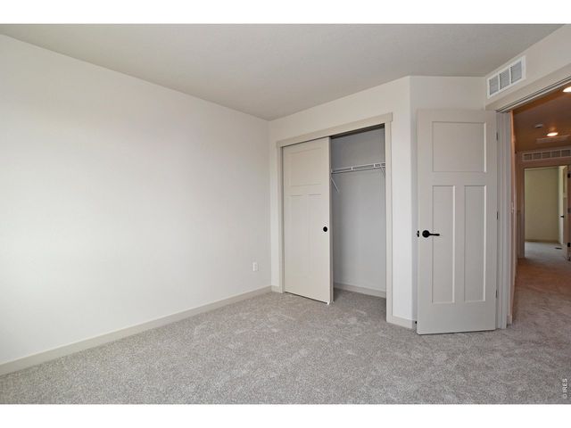 533 S 10th St, Berthoud, CO 80513