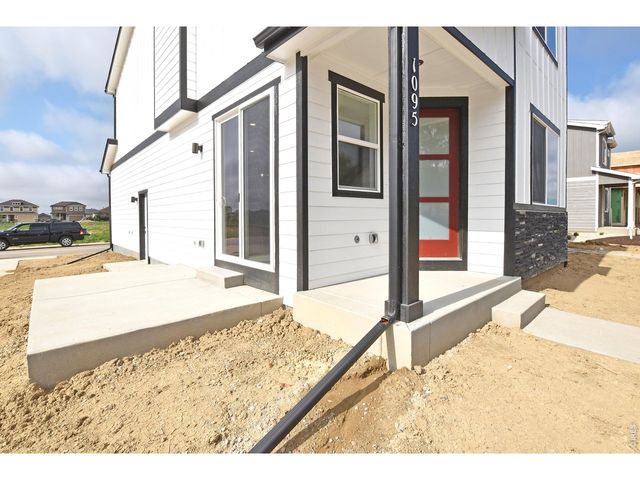 533 S 10th St, Berthoud, CO 80513