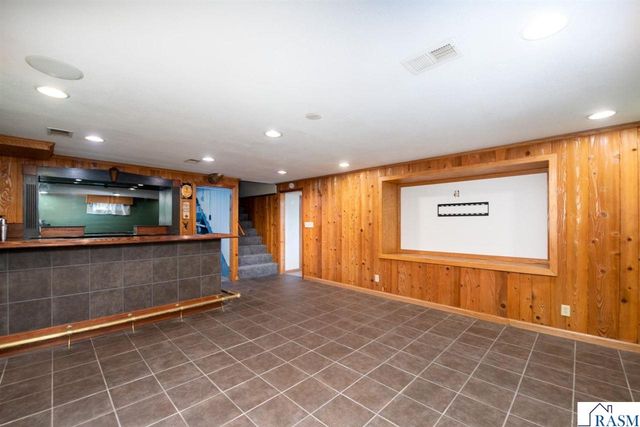 130 Dillon Avenue, Mankato, MN 56001