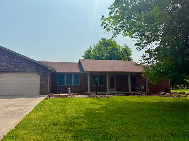 84 Cherokee Avenue, Russell Springs, KY 42642