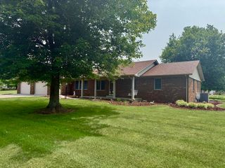 84 Cherokee Avenue, Russell Springs, KY 42642