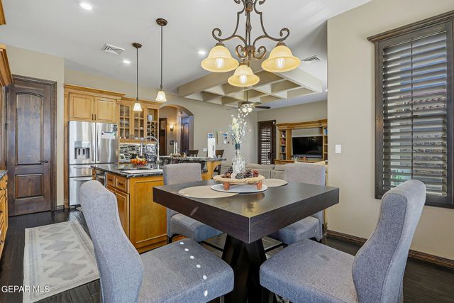 6460 SNOWHEIGHTS Court, El Paso, TX 79912