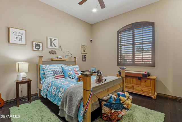 6460 SNOWHEIGHTS Court, El Paso, TX 79912