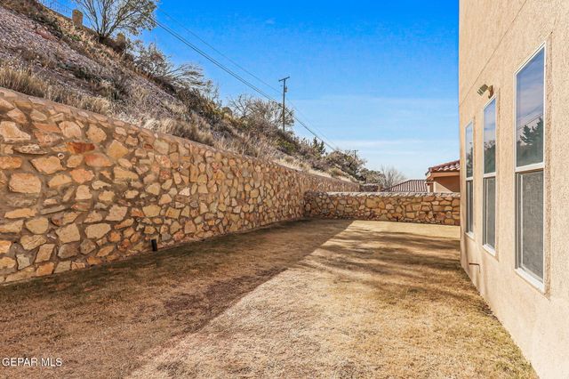 6460 SNOWHEIGHTS Court, El Paso, TX 79912