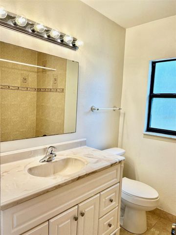 718 BUCKMINSTER CIRCLE, Orlando, FL 32803