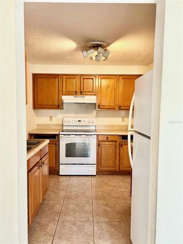 718 BUCKMINSTER CIRCLE, Orlando, FL 32803