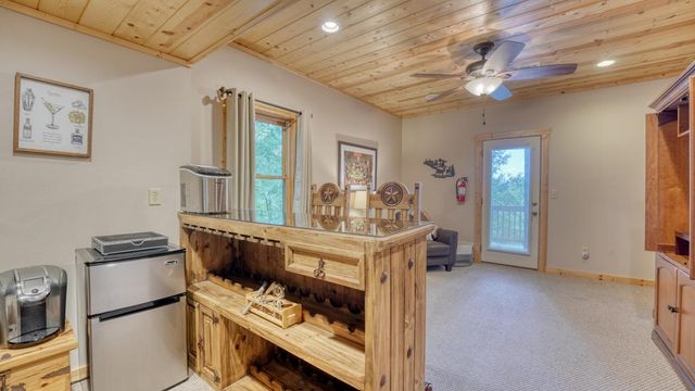 119 Bear Court, Ellijay, GA 30540