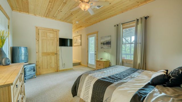 119 Bear Court, Ellijay, GA 30540