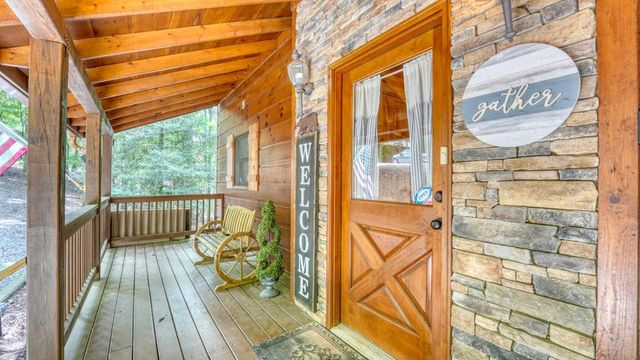 119 Bear Court, Ellijay, GA 30540