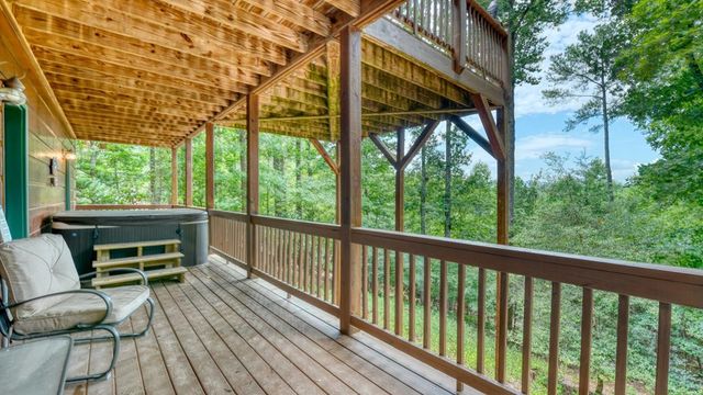 119 Bear Court, Ellijay, GA 30540