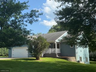 9641 Meadow Lane, Saint Joseph, MN 56374