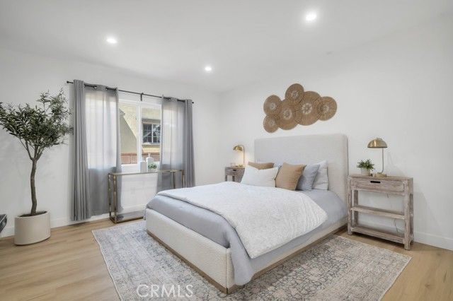 2115 W Clark Avenue, Burbank, CA 91506