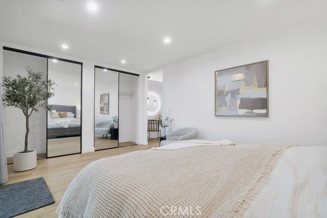 2115 W Clark Avenue, Burbank, CA 91506