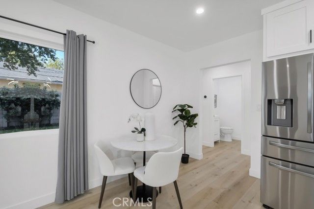 2115 W Clark Avenue, Burbank, CA 91506