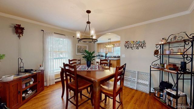 10 Finneran Lane, Pine Bush, NY 12566