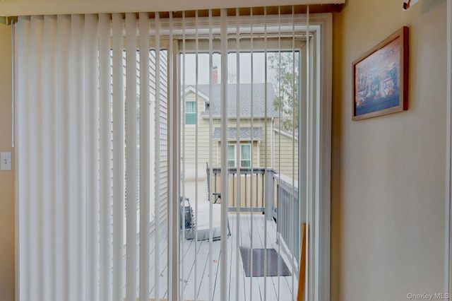 10 Finneran Lane, Pine Bush, NY 12566