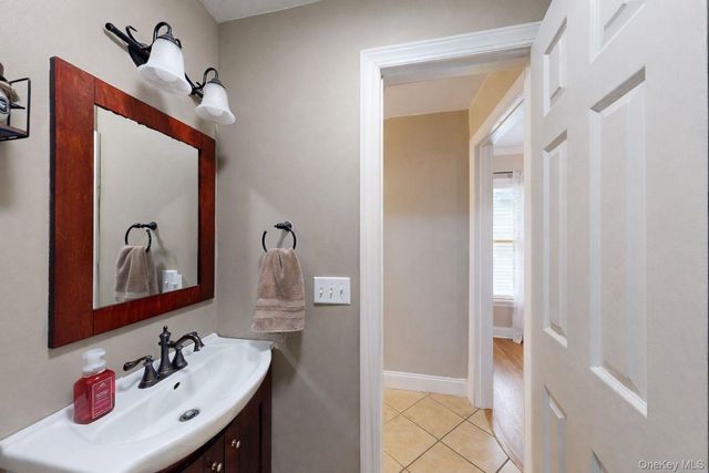 10 Finneran Lane, Pine Bush, NY 12566