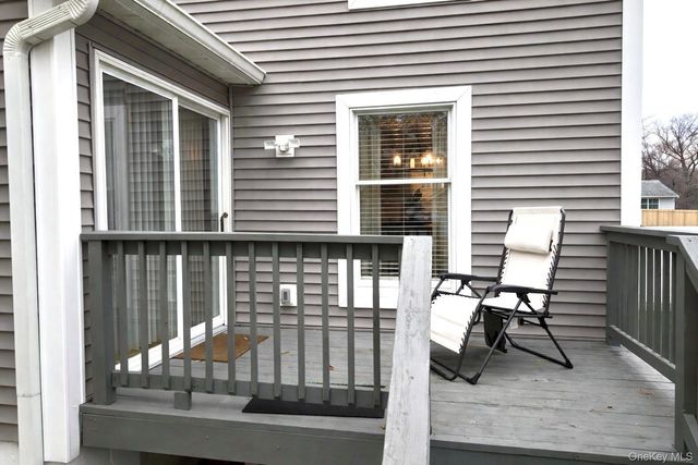 10 Finneran Lane, Pine Bush, NY 12566