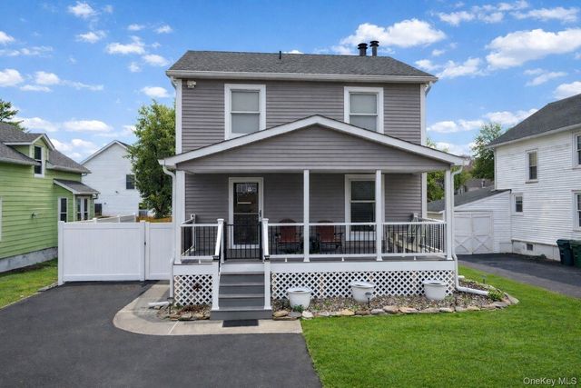 10 Finneran Lane, Pine Bush, NY 12566