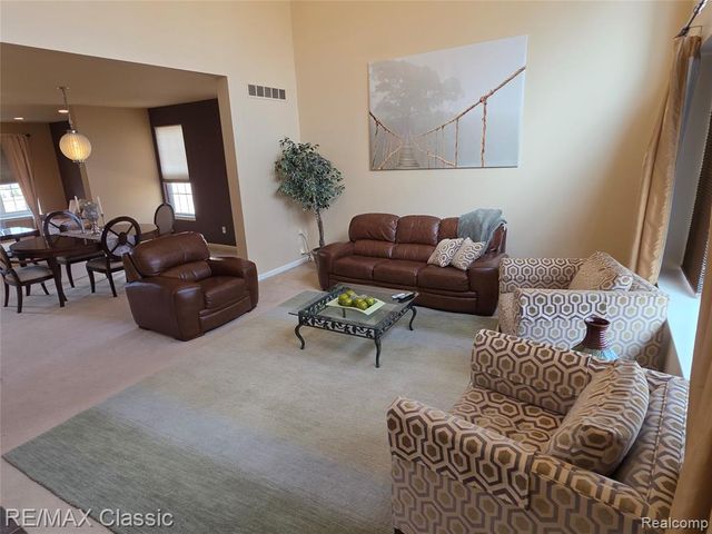 14215 Red Oak Drive, Van Buren, MI 48111