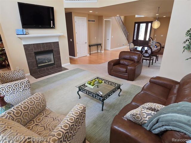 14215 Red Oak Drive, Van Buren, MI 48111