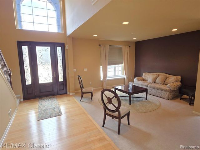 14215 Red Oak Drive, Van Buren, MI 48111