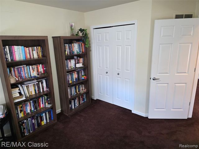 14215 Red Oak Drive, Van Buren, MI 48111