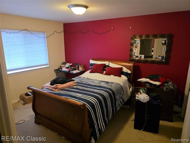 14215 Red Oak Drive, Van Buren, MI 48111