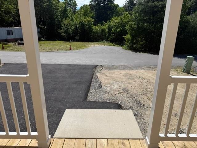 70 Norwich Place, Londonderry, NH 03053