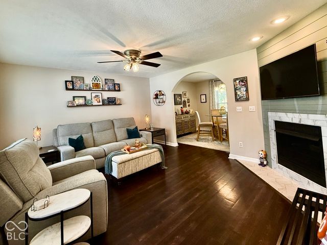 1806 River Birch Court, Terre Haute, IN 47803